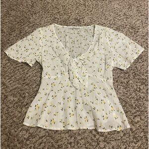 Abercrombie and Fitch top - Size Xs - Never worn